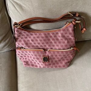 Dooney & Bourke pocketbook